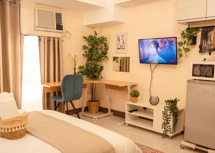 Stingga Mckinley Aesthetic In Venice Apartment Manila