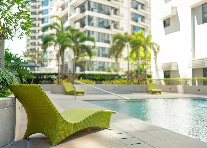 Stingga Mckinley Aesthetic In Venice Apartment Manila